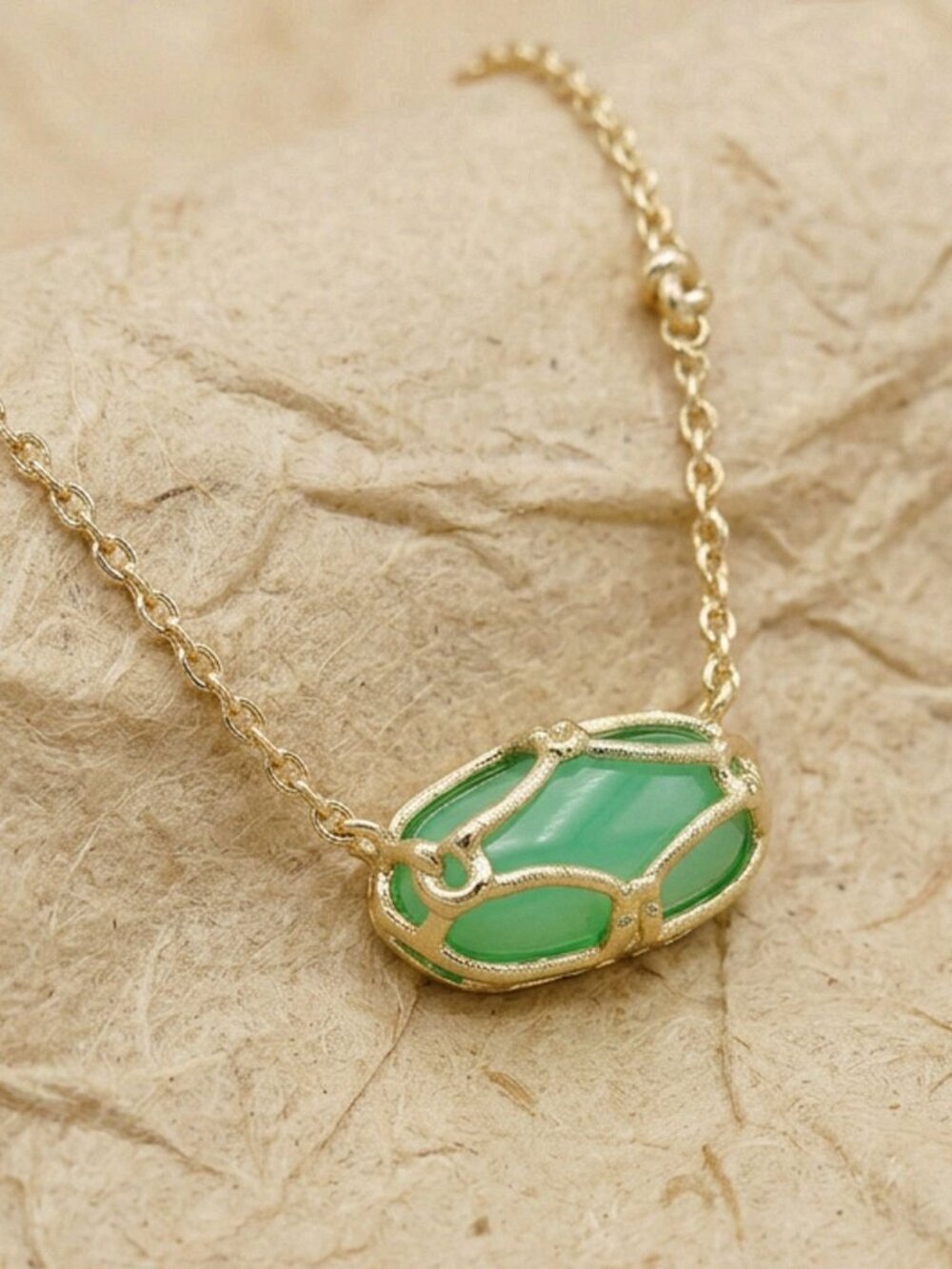 Kendra Scott Elisa Lattice Frame Short Necklace Gold - Picture 2 of 2